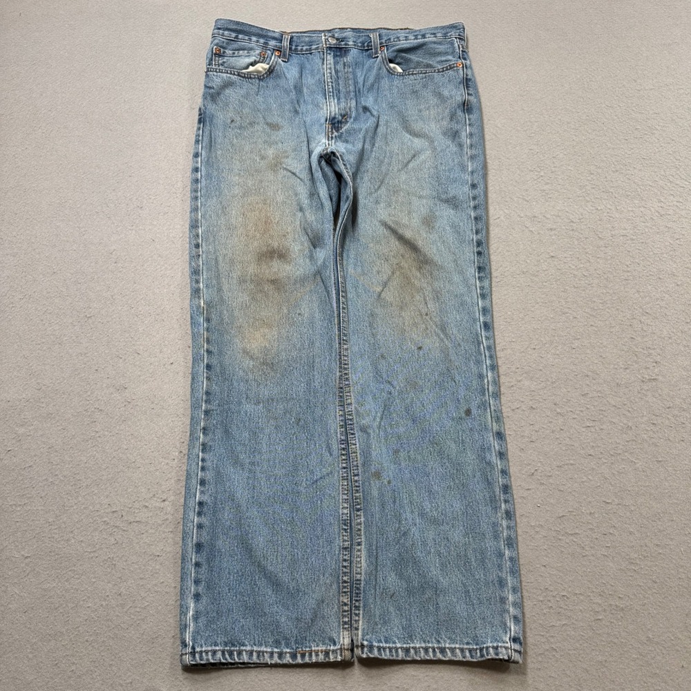 Levi's 516 Jeans Men's 38x32 Blue Light Wash Straight Leg Relaxed Fit Mid Rise